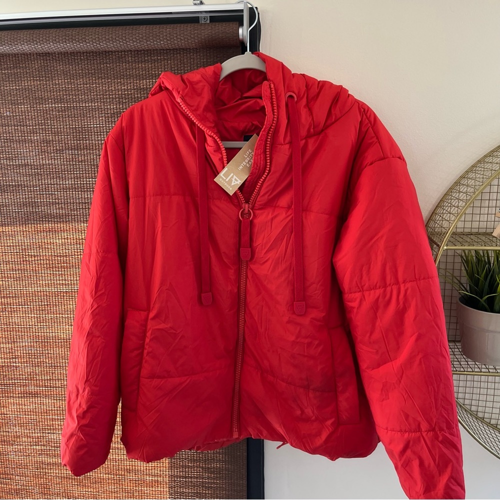 LIV outdoor red puffer jacket